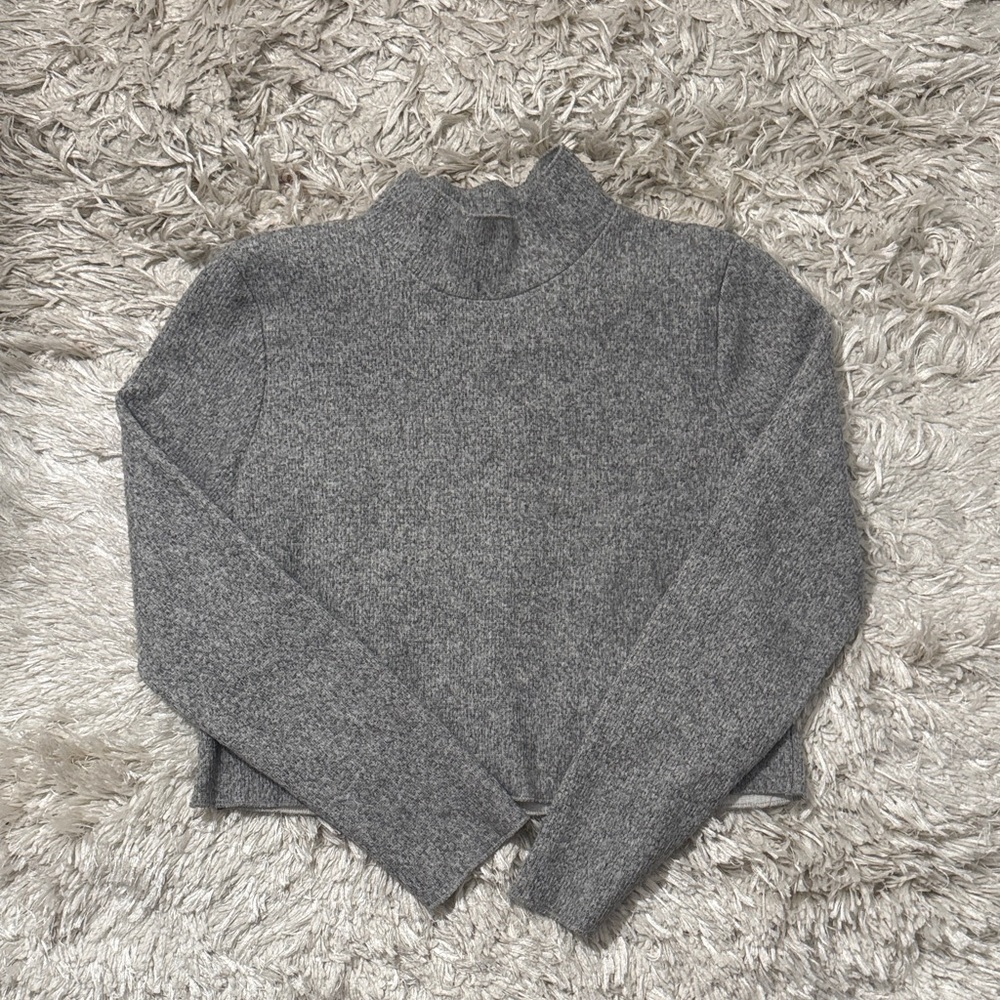 Zara Heather Gray Mock Turtleneck Sweater